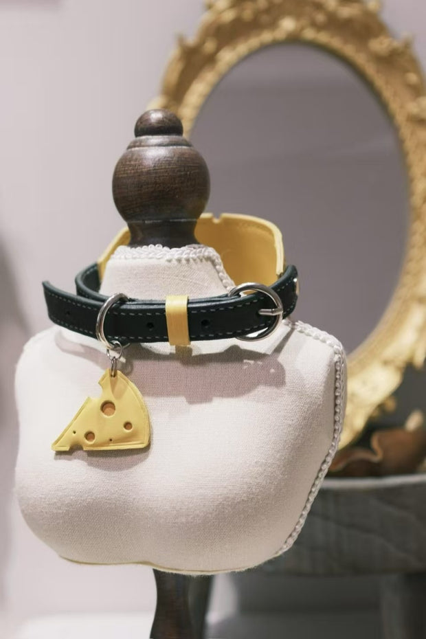 Cheesy Jerry Collar